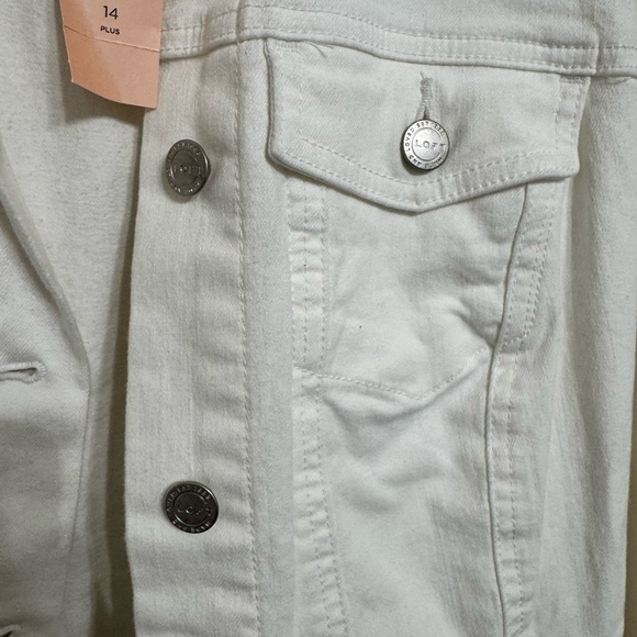 LOFT White Jean Jacket Classic Denim Style Plus Size 14 - Picture 3 of 3